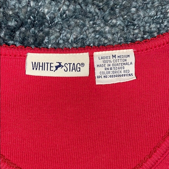 basic red tee - Picture 2 of 3